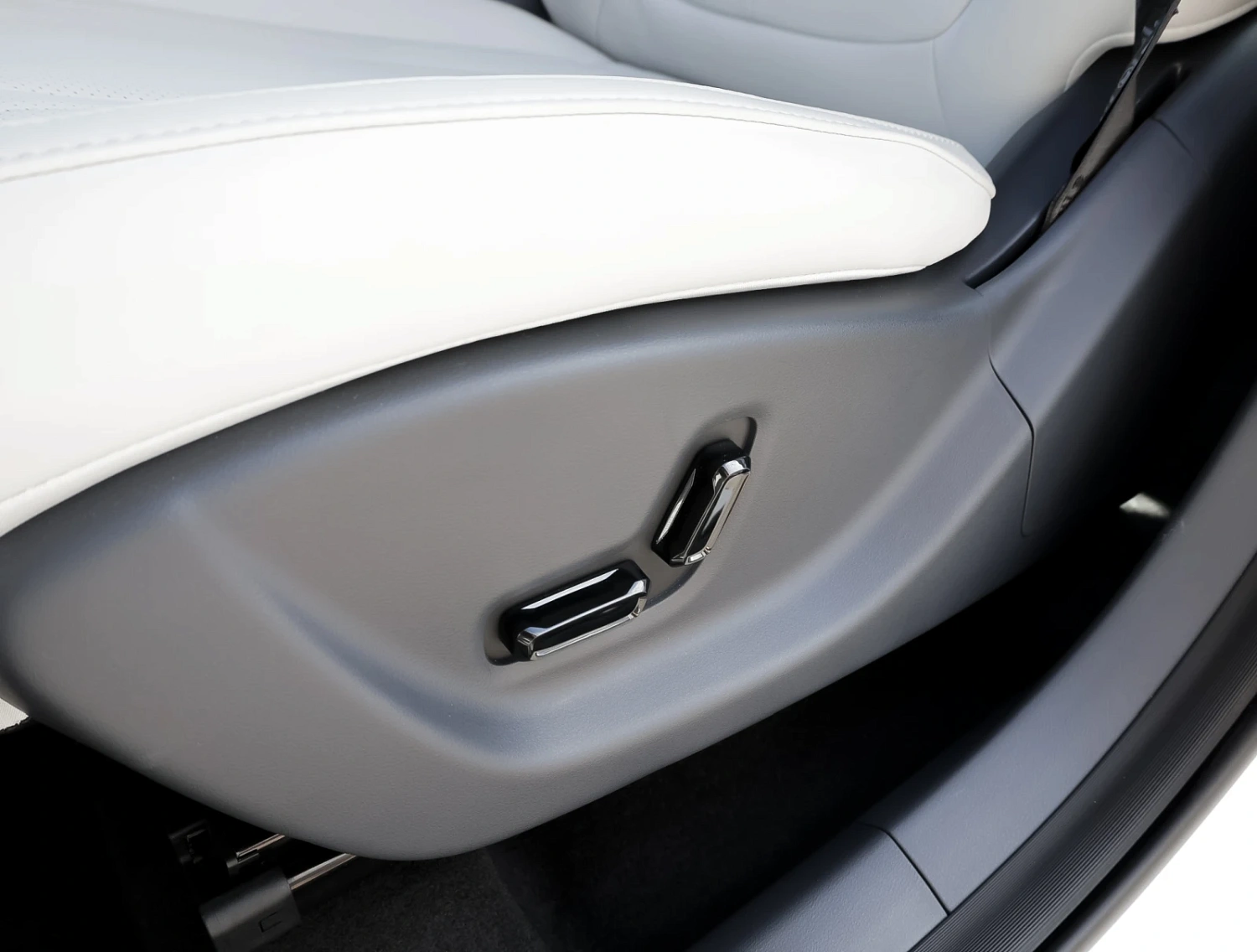Geely Star Wish: в чем секрет успеха самого популярного электромобиля в Китае
