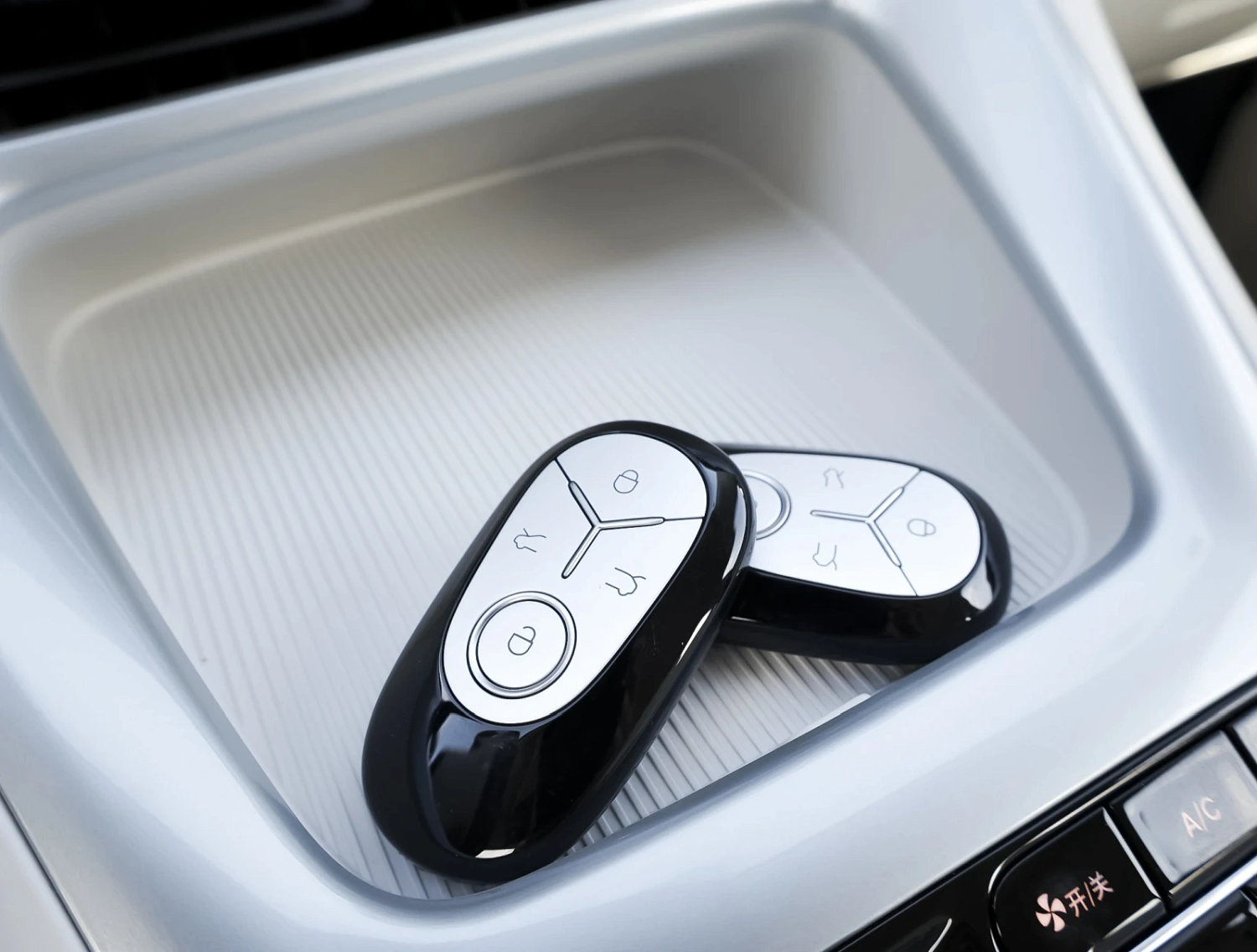 Geely Star Wish: в чем секрет успеха самого популярного электромобиля в Китае